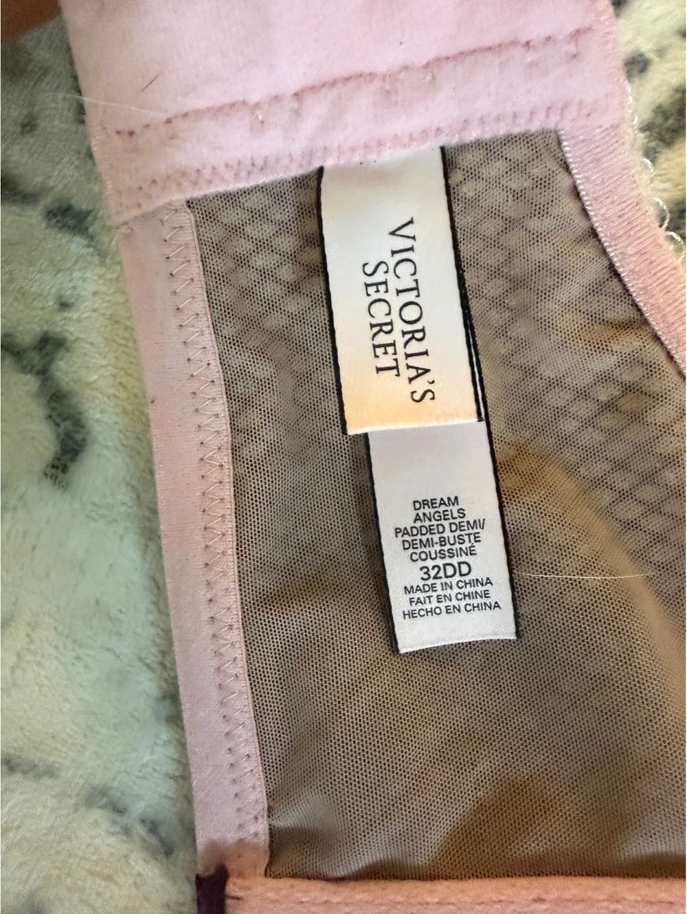 Victoria's Secret Dream Angels Padded Demi Bra 32DDN